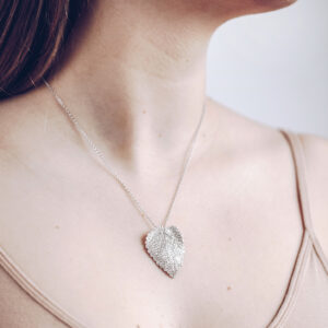 HAPPINESS - Dead nettle necklace